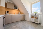 GANZ OBEN – GEMÜTLICHE MAISONETTE – BEZUGSFREI – DUSCHBAD MIT FENSTER – TG-PARKER - Dachgeschoßwohnung Dresden Strehlen | Angebot:27318190